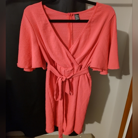 Hot pink barbiecore maternity romper - Picture 7 of 9
